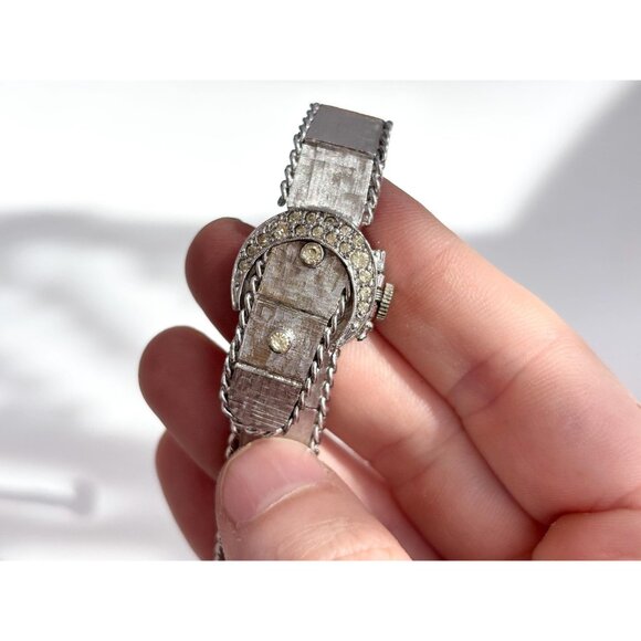 Beacon Hill Silver Belt Buckle Locket Ladies Vintage Wristwatch - 17mm - WORKS! - Picture 4 of 14